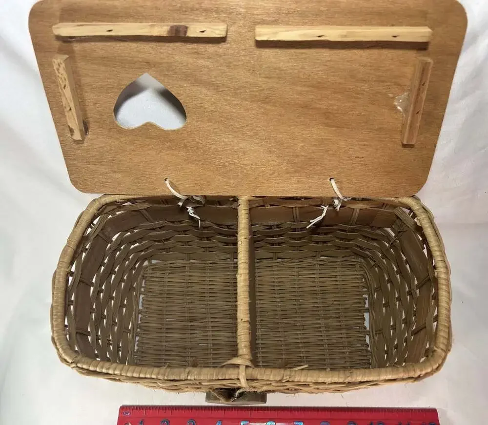 Kitschy Country Woven Hearts Basket organizer can hang for mail